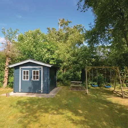 Vakantiehuis Beautiful In W/ Wifi And 3 Bedrooms *